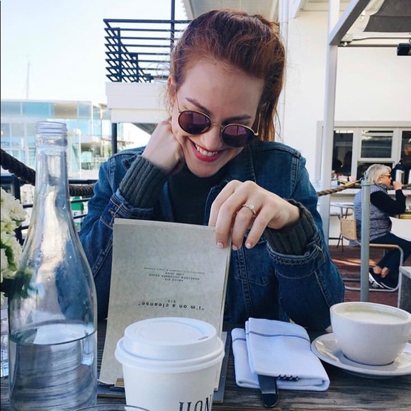 Meet your Posher, Victoria - Picture 1 of 1